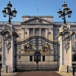 Media gathered at London Residence at Buckingham Palace as rumours swirl