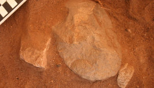 Rock find 'rewrites' Australian human history